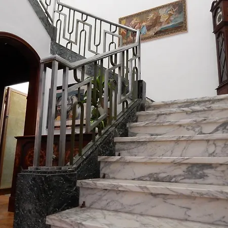 Gini Bed & Breakfast 4*