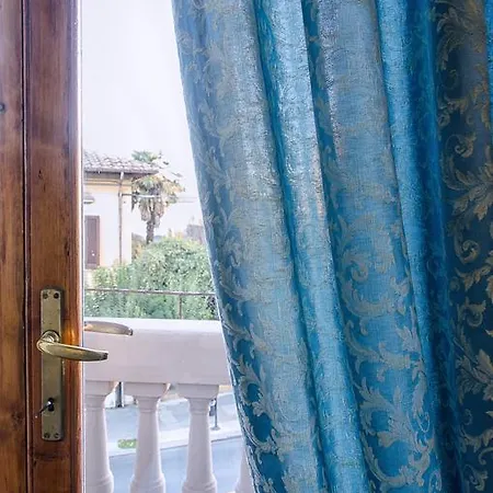 Bed & Breakfast Gini Pisa