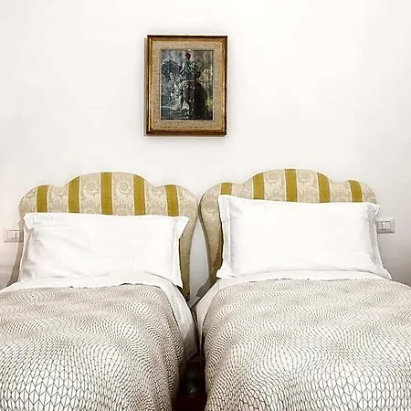 Gini Bed & Breakfast Pisa